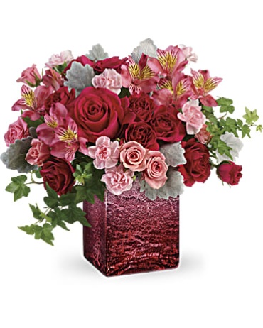 Teleflora\'s Ooh La Ombre Bouquet