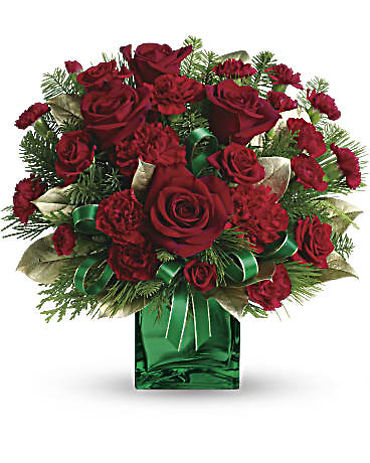 Teleflora\'s Yuletide Spirit Bouquet