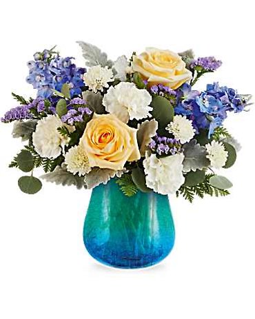Teleflora\'s Gold Coast Bouquet