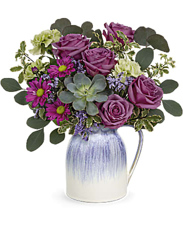Teleflora\'s Springtime Treasures Bouquet