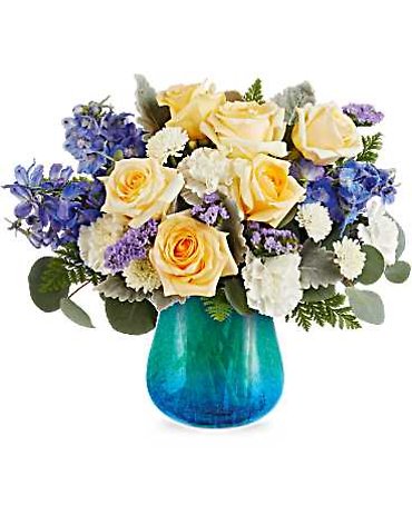 Teleflora\'s Gold Coast Bouquet